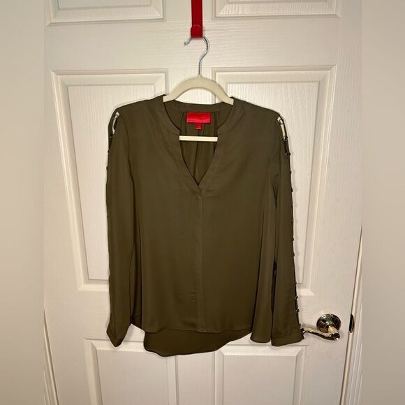 Jennifer Lopez Tops - Jennifer Lopez blouse 